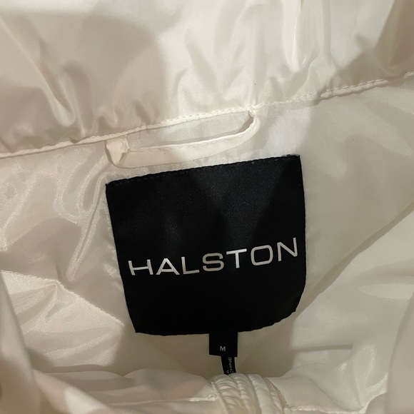 NWT puffer vest - Picture 4 of 6